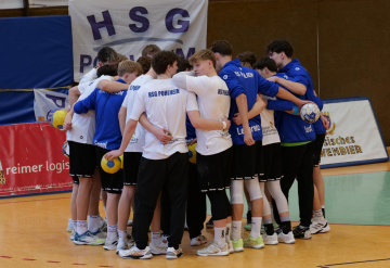 Tabellenführer Pohlheim unterliegt im Spitzenspiel – Felsberg rückt mit Kantersieg näher